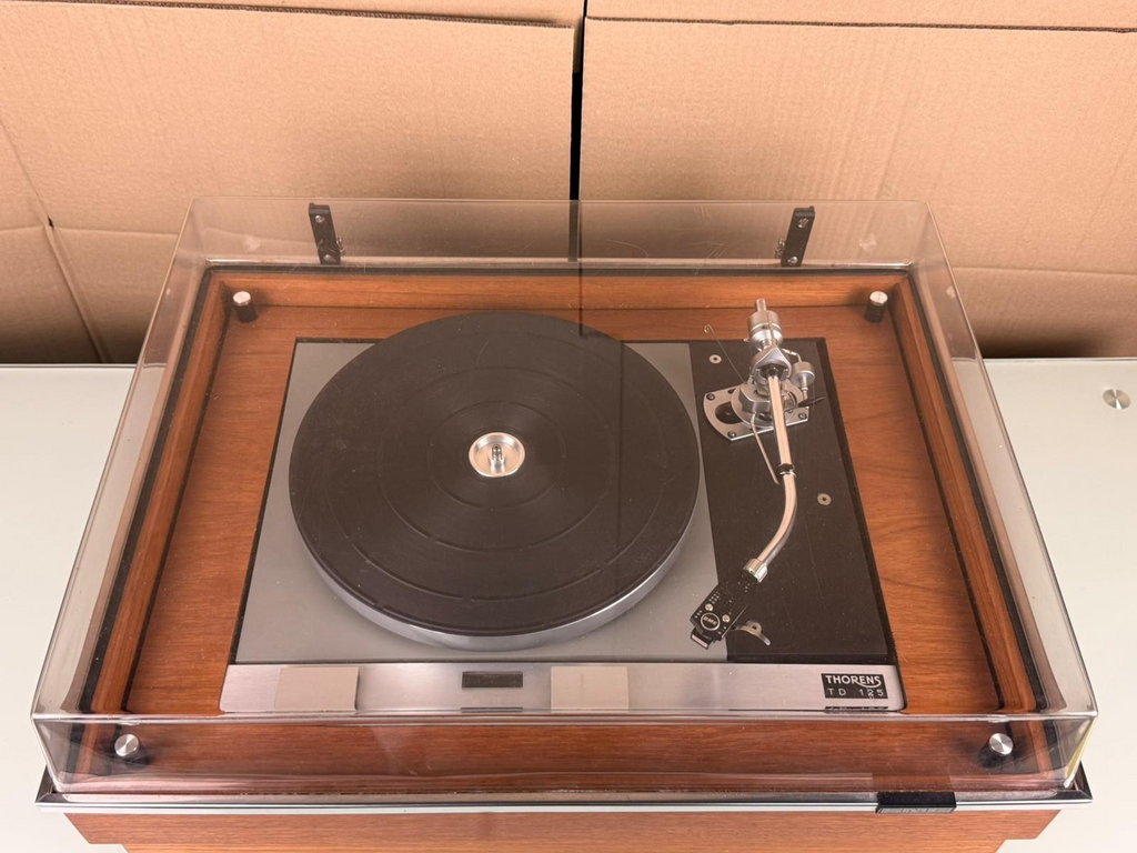 SERVICED THORENS TD 125 TURNTABLE WITH SME 3009 TONEARM