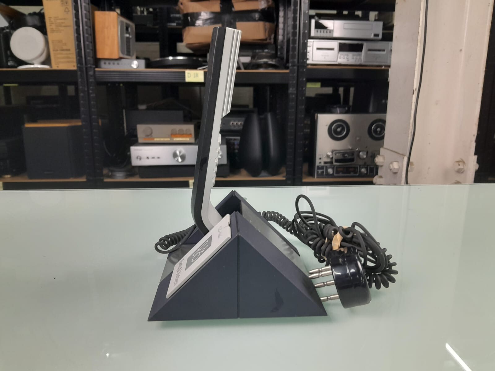 BANG & OLUFSEN B&O BEOCOM 1400 TELEPHONE
