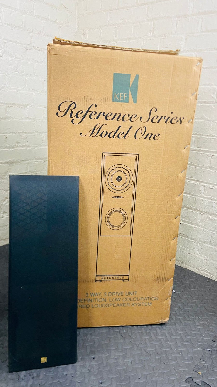 KEF MODEL ONE REFERENCE SERIES FLOOR STANDING SPEAKERS