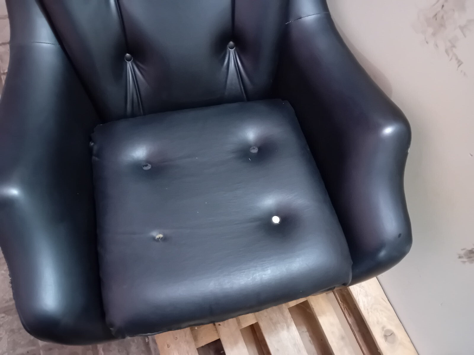 PARKER KNOLL VINTAGE CHAIR SWIVEL ARMCHAIR LEATHER