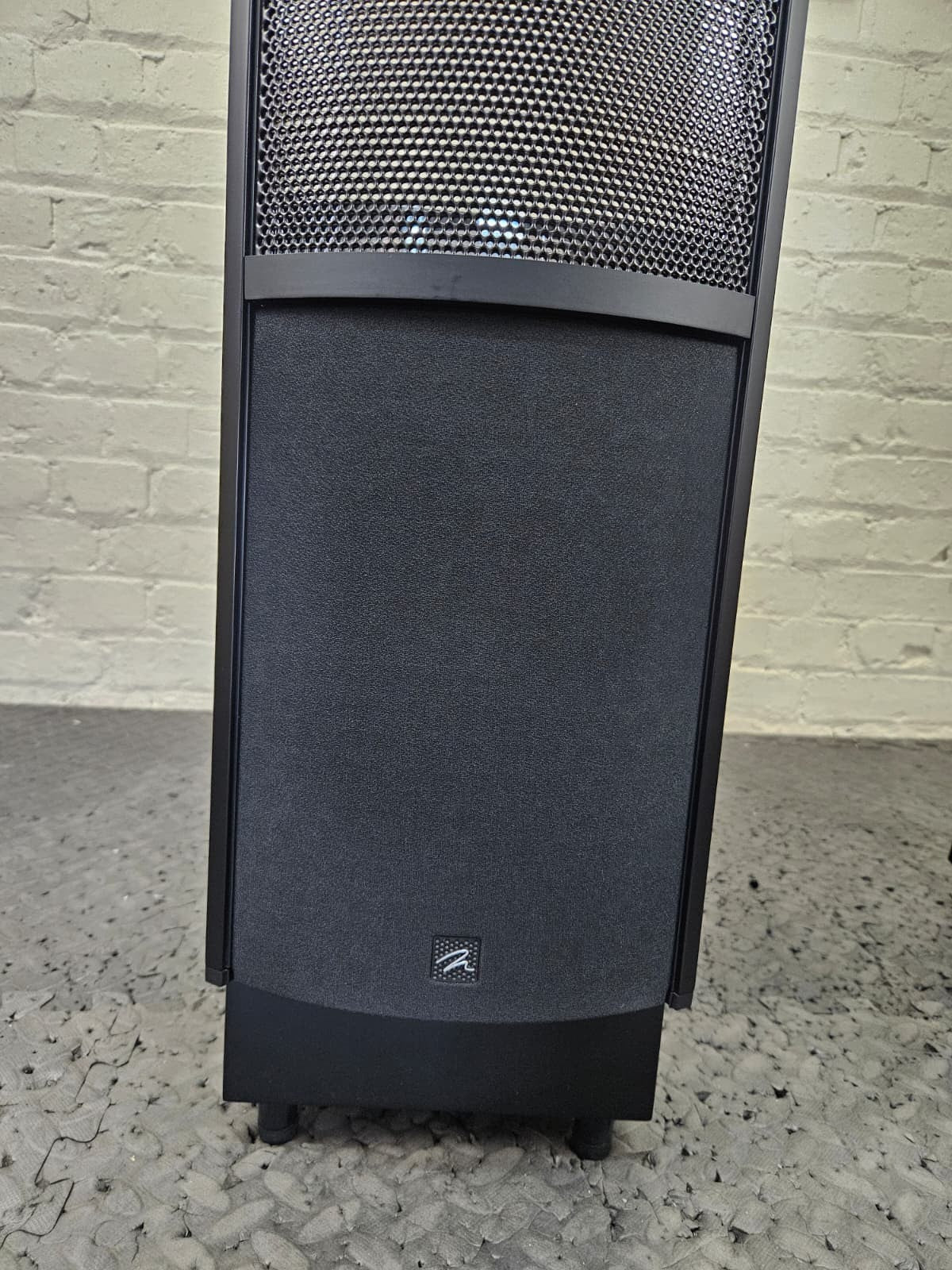 MARTIN LOGAN ELECTRO MOTION ESL SPEAKERS