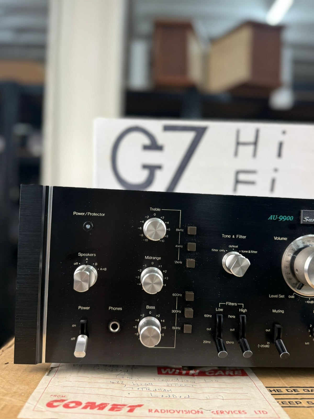 MINT SANSUI AU 9900 INTEGRATED AMPLIFIER