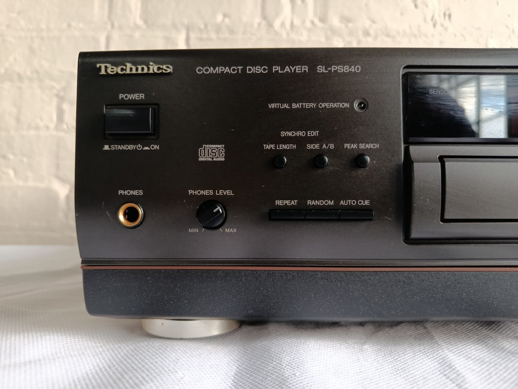 TECHNICS SL PS840 CD PLAYER