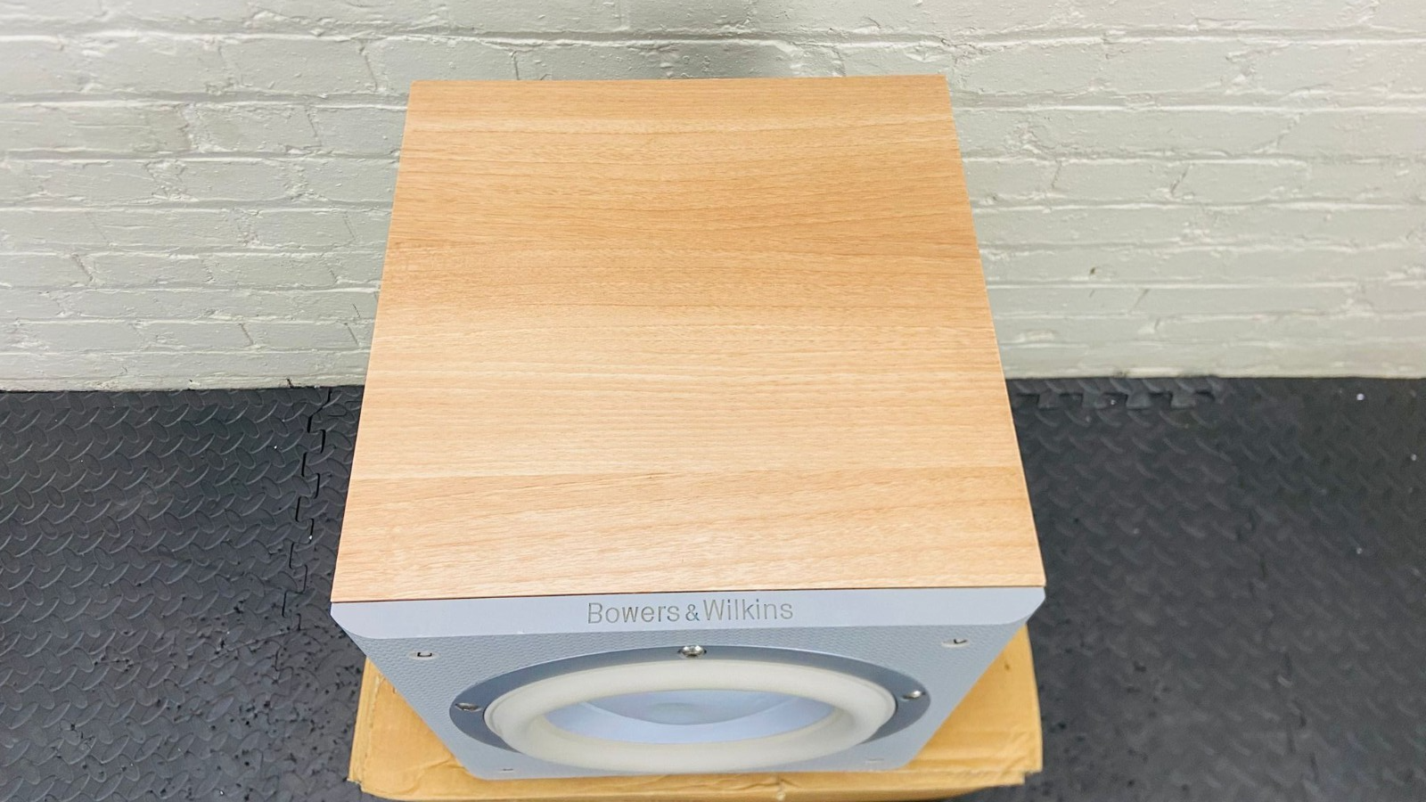 BOWERS & WILKINS B&W ASW 675 SUBWOOFER