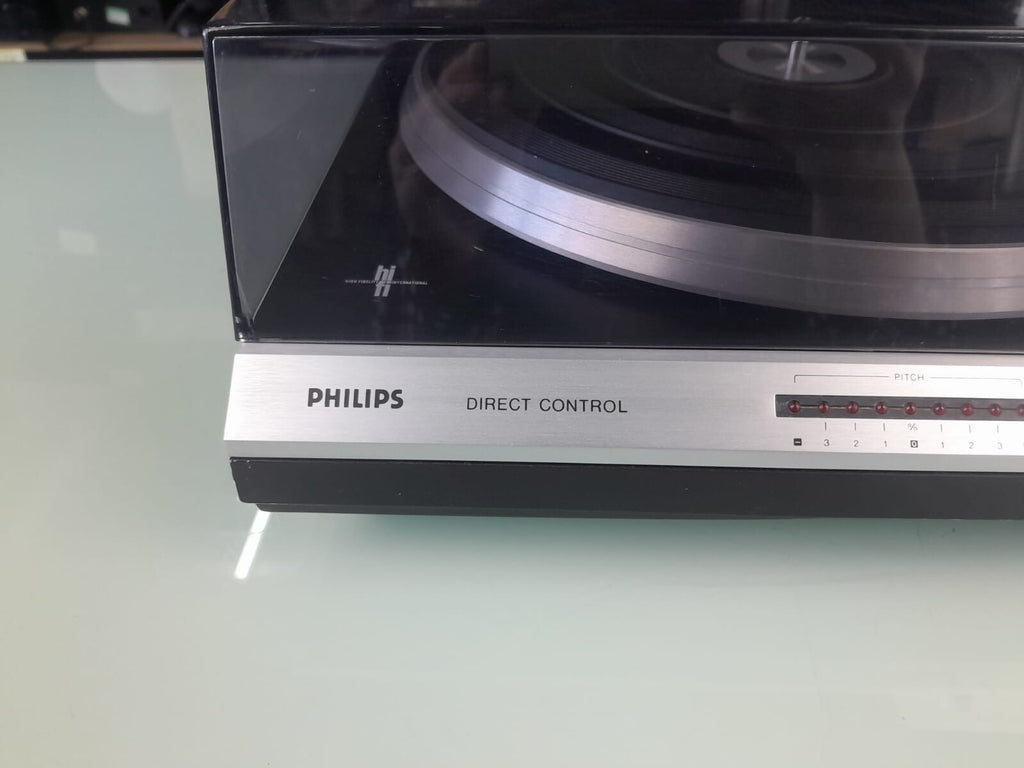 PHILIPS BLACK TULIP AF 829 AUTOMATIC TURNTABLE WITH PHILIPS 412 II CARTRIDGE