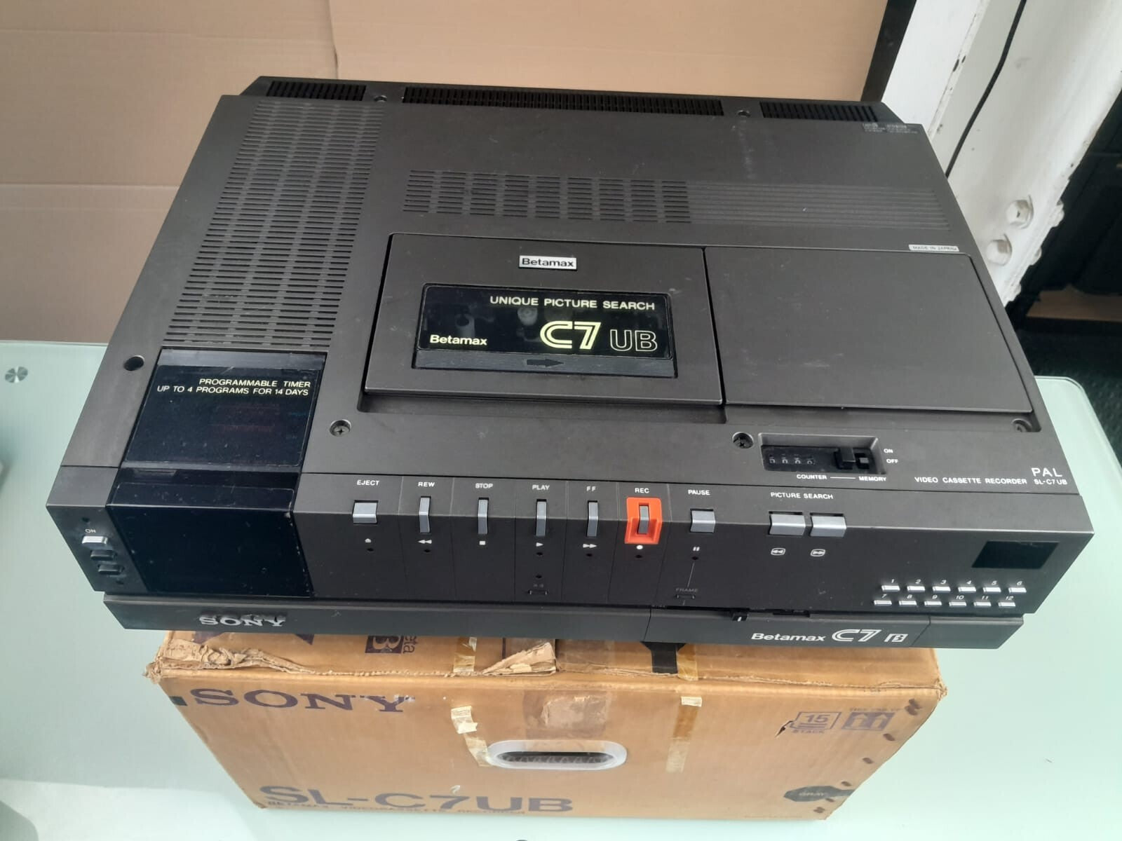 SONY SL C7UB BETAMAX VIDEO CASSETTE RECORDER