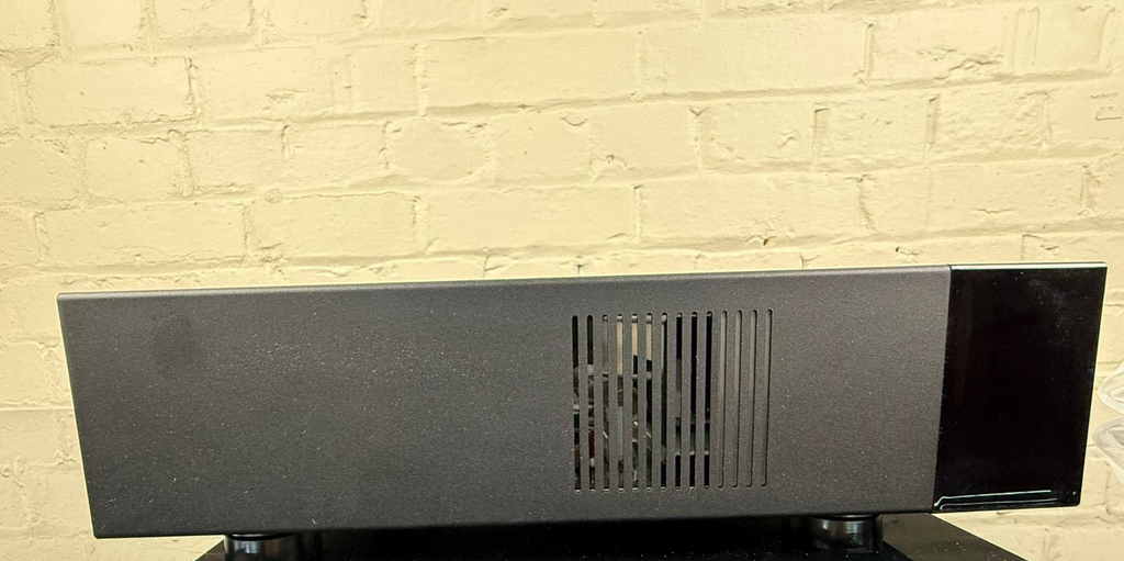 LINN MAJIK DSM/4 DIGITAL MUSIC SYSTEM