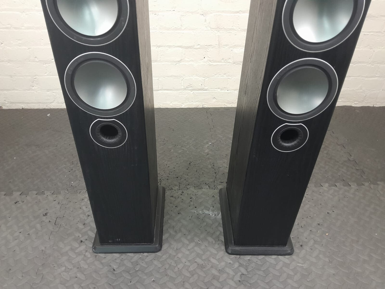 MONITOR AUDIO BRONZE 5 FLOOR STANDING SPEAKERS