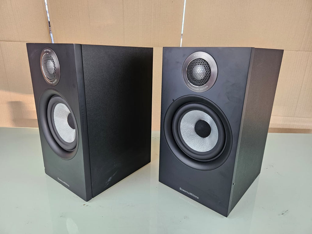 BOWERS & WILKINS B&W 607 S2 SPEAKERS