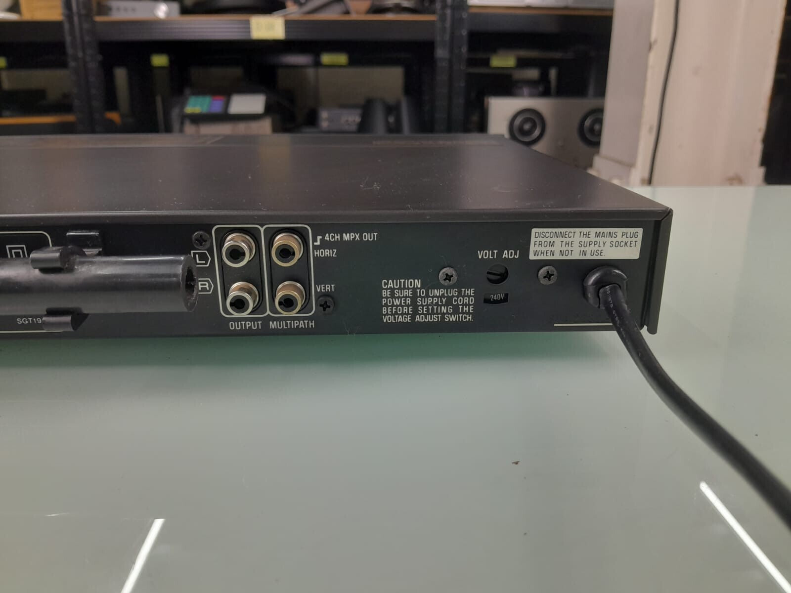 TECHNICS ST 8077 K FM AM STEREO TUNER
