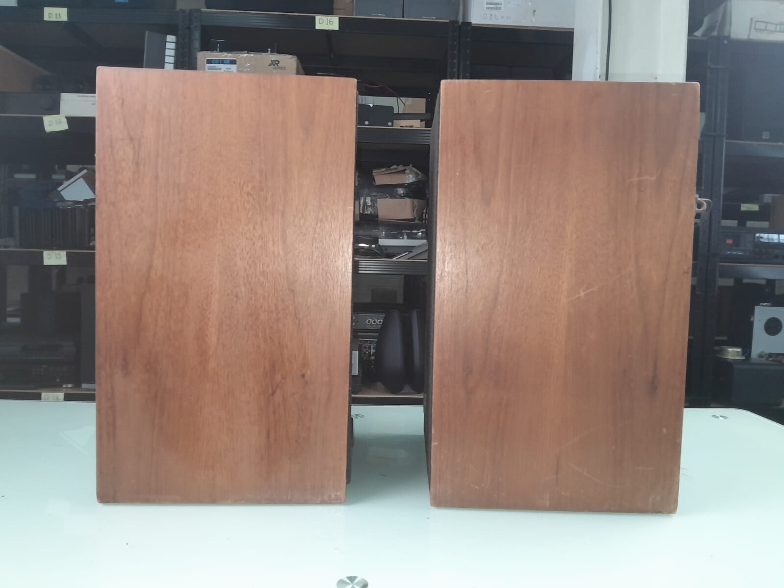 WHARFEDALE SHELTON XP2 SPEAKERS