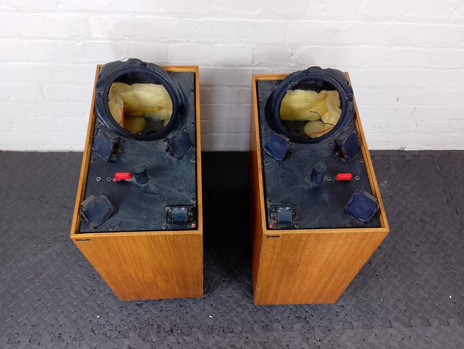 SONAB OA14 SPEAKERS