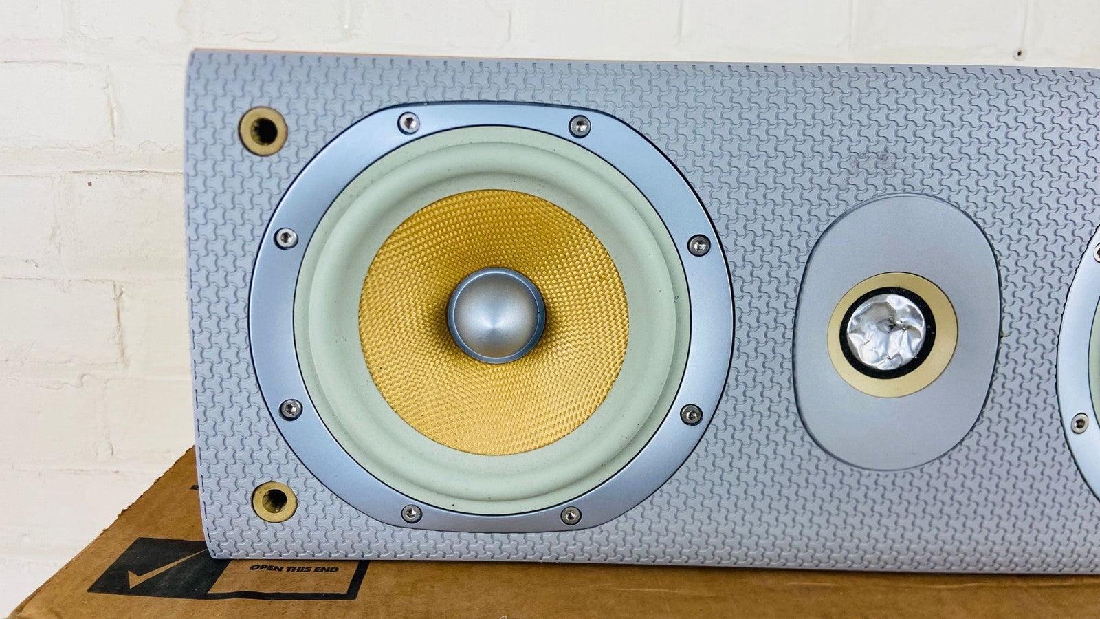 BOWERS & WILKINS B&W LCR60 S3 CENTER SPEAKER