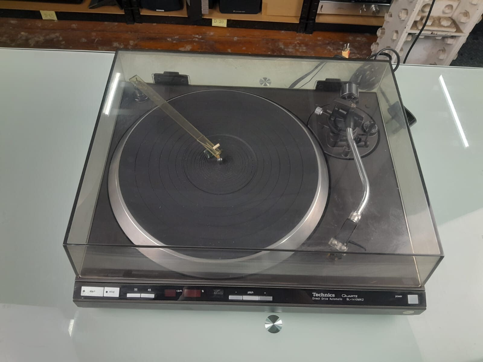 TECHNICS SL 1410 MK2 AUDIO TECHNICA QUARTZ DIRECT DRIVE AUTOMATIC TURNTABLE
