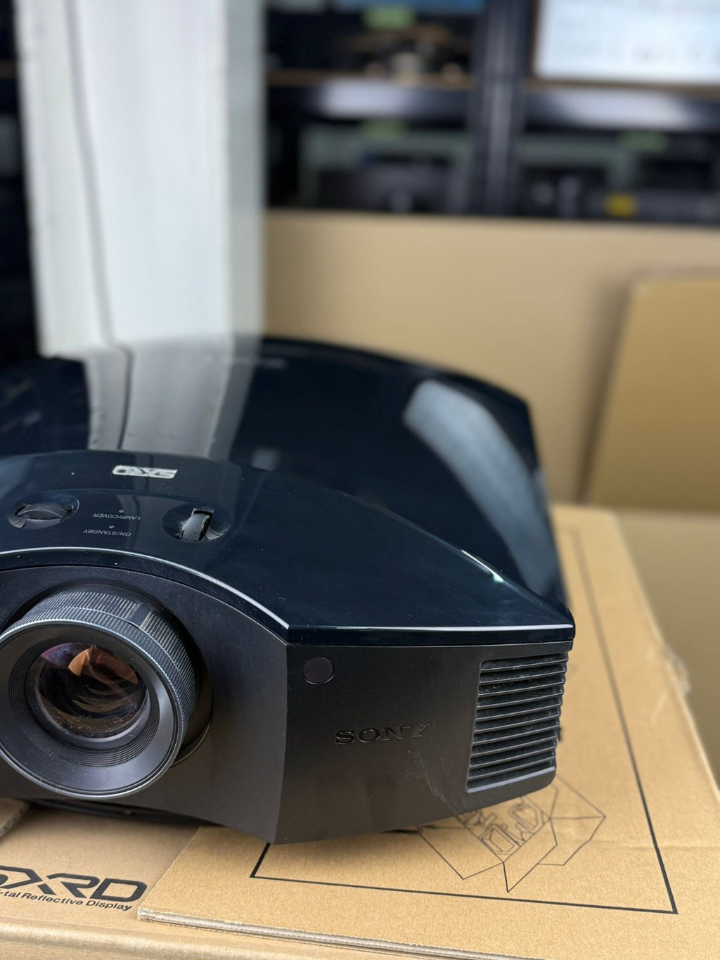 SONY BRAVIA VPL HW15 PROJECTOR