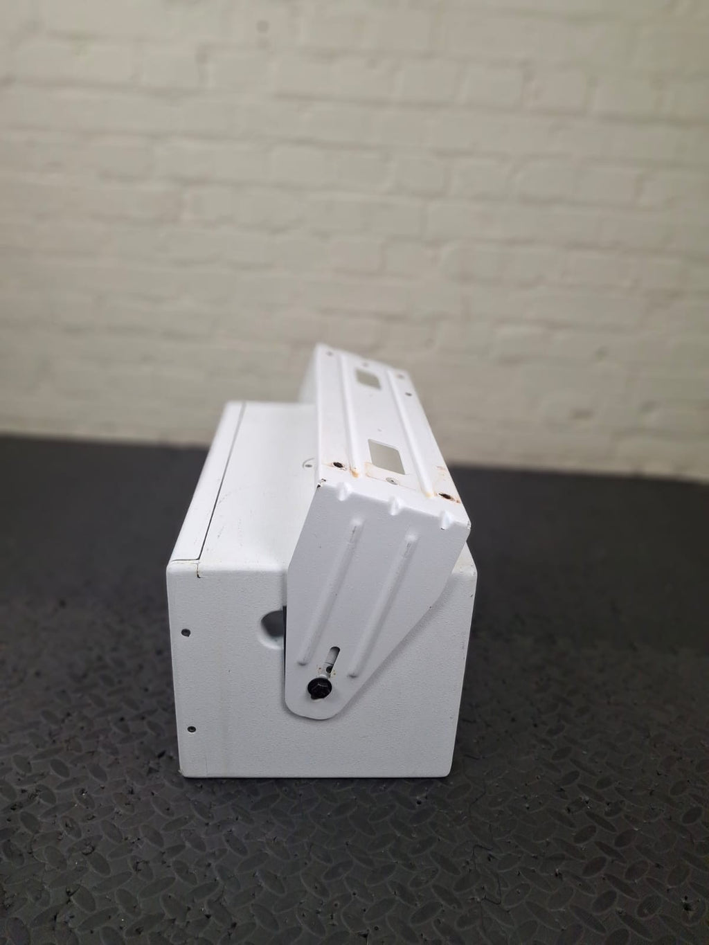 MEYER SOUND MM 10AC SUBWOOFER