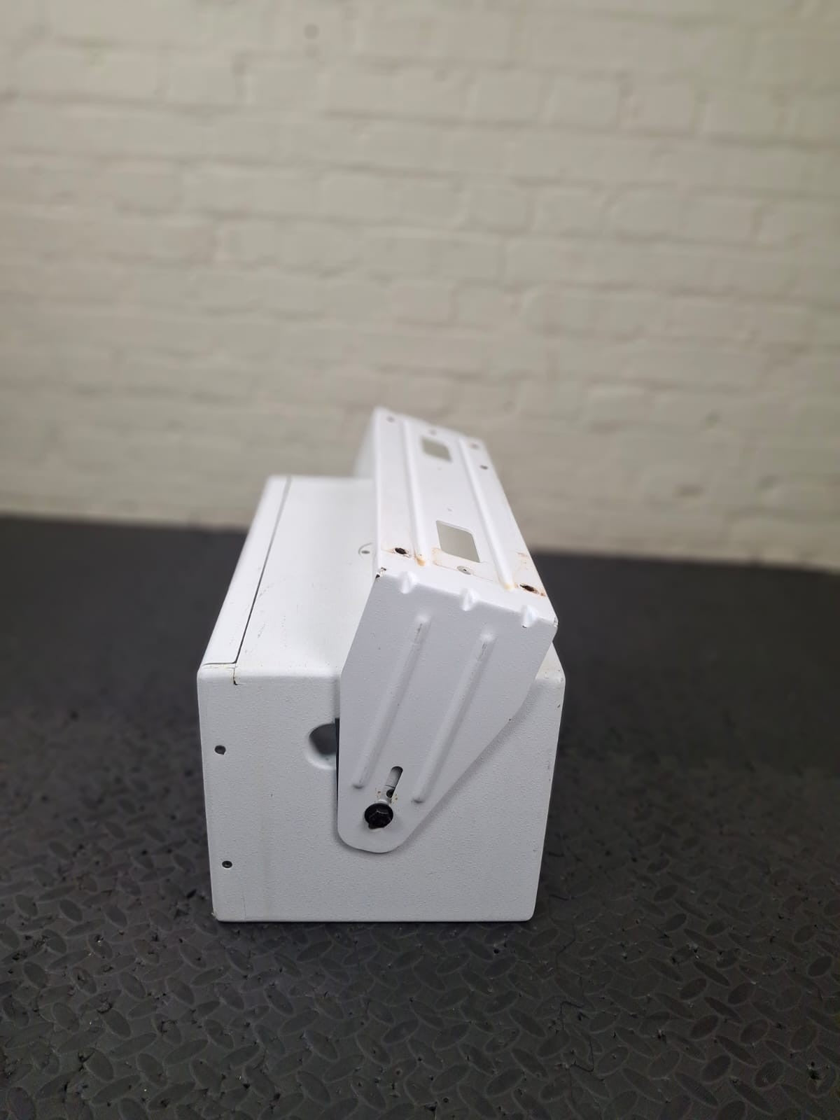 MEYER SOUND MM 10AC SUBWOOFER