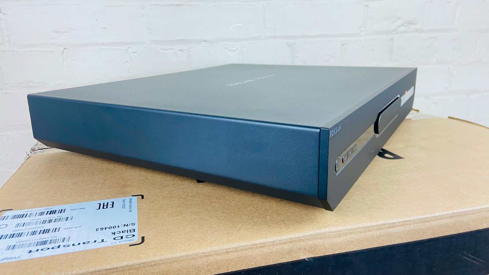 ROKSAN ATTESSA CD TRANSPORT WITH REMOTE CONTROL