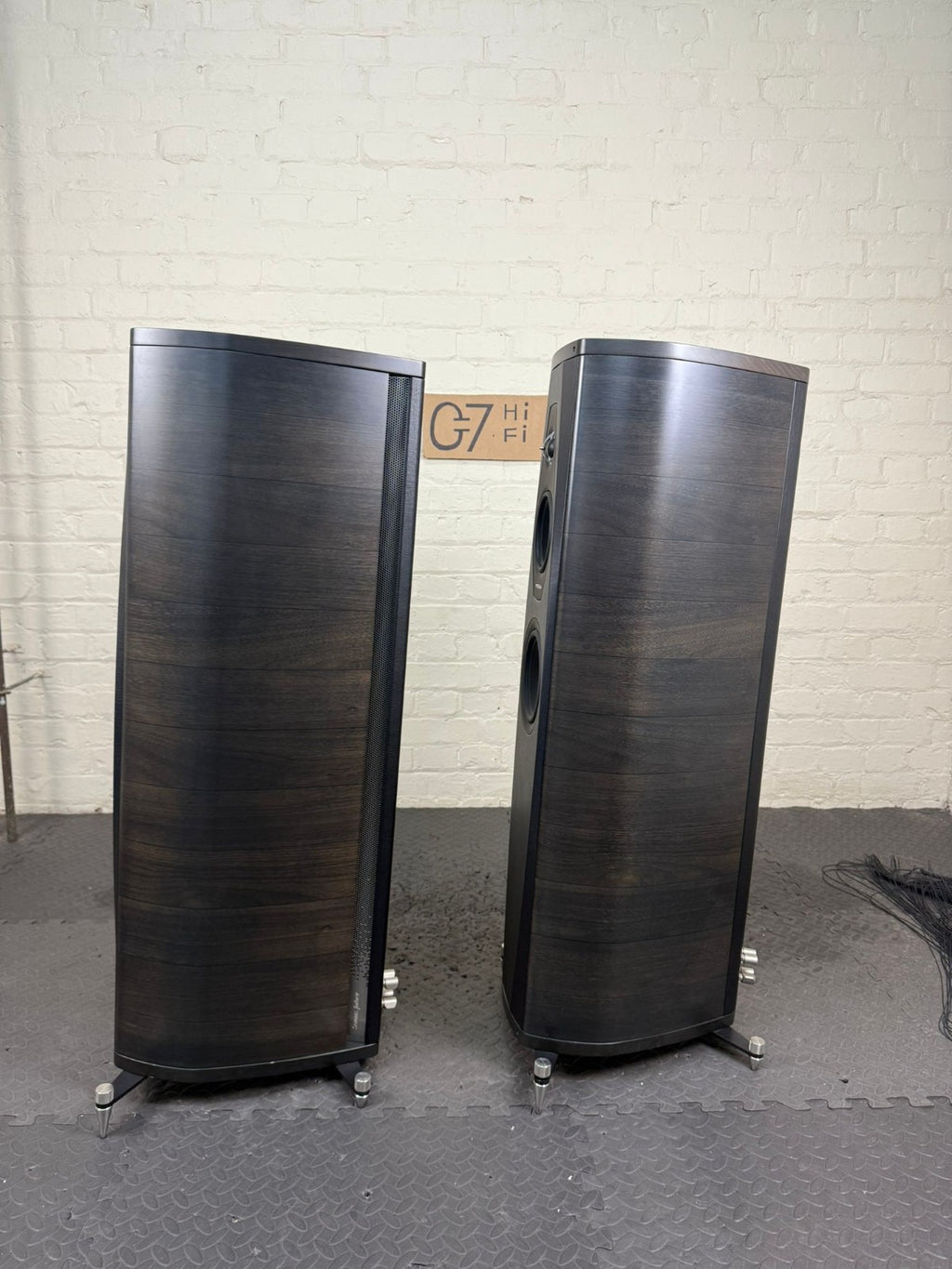 SONUS FABER OLYMPICA II FLOOR STANDING SPEAKERS