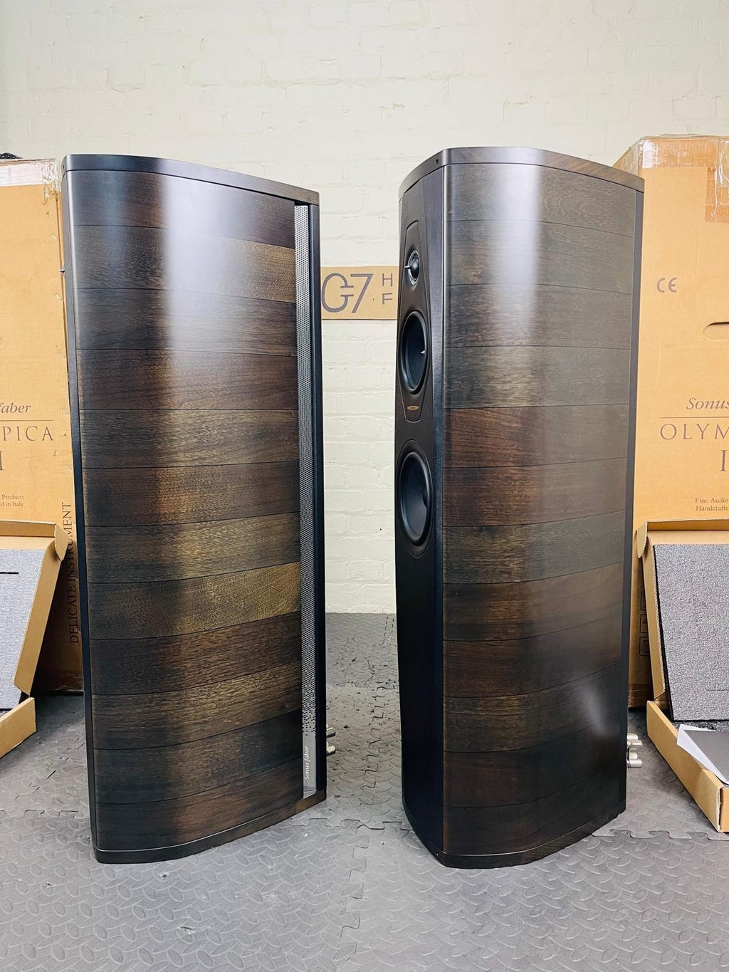 SONUS FABER OLYMPICA II FLOOR STANDING SPEAKERS