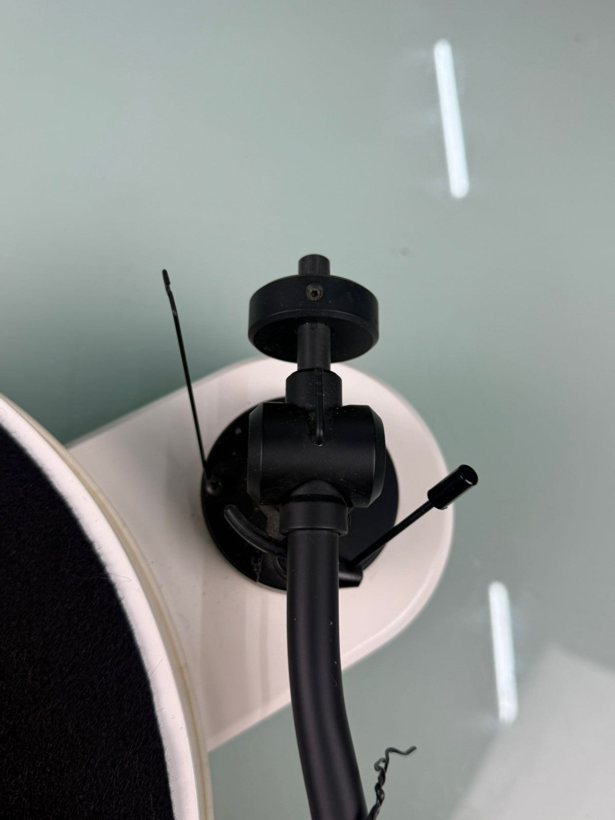 PRO-JECT RPM 1.3 GENIE WHITE TURNTABLE