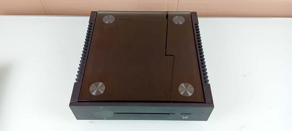 QUAD ARTERA PLAY+ CD DAC PRE AMP PLAYER WITH REMOTE