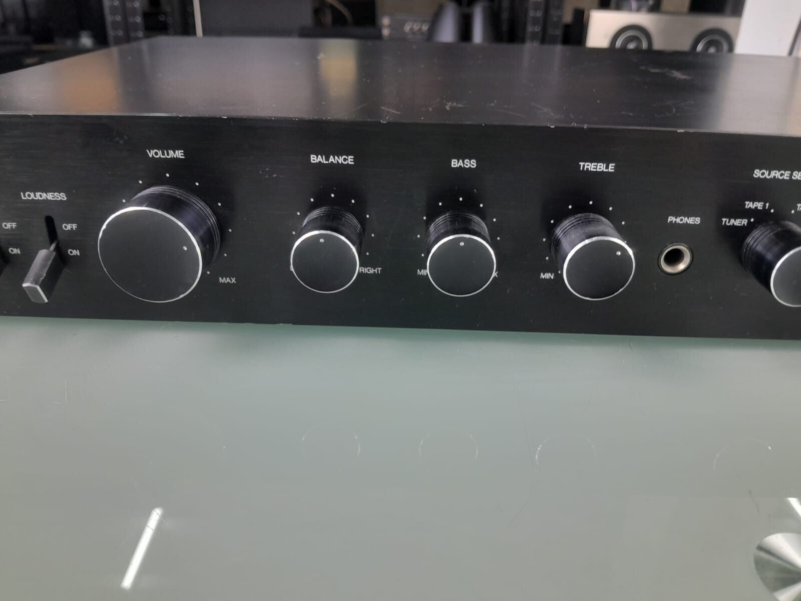 PHILIPS BLACK TULIP 270 STEREO PRE AMPLIFIER