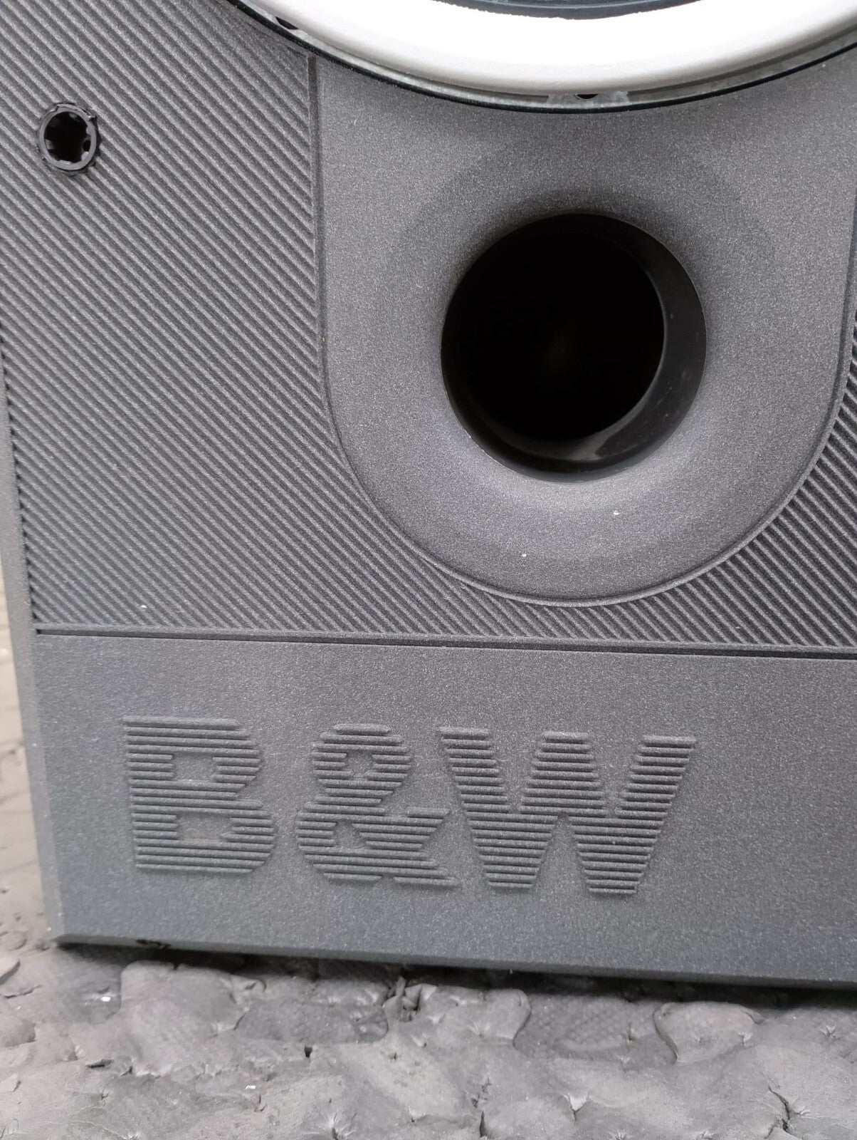 BOWERS & WILKINS B&W DM 560 LOUDSPEAKERS