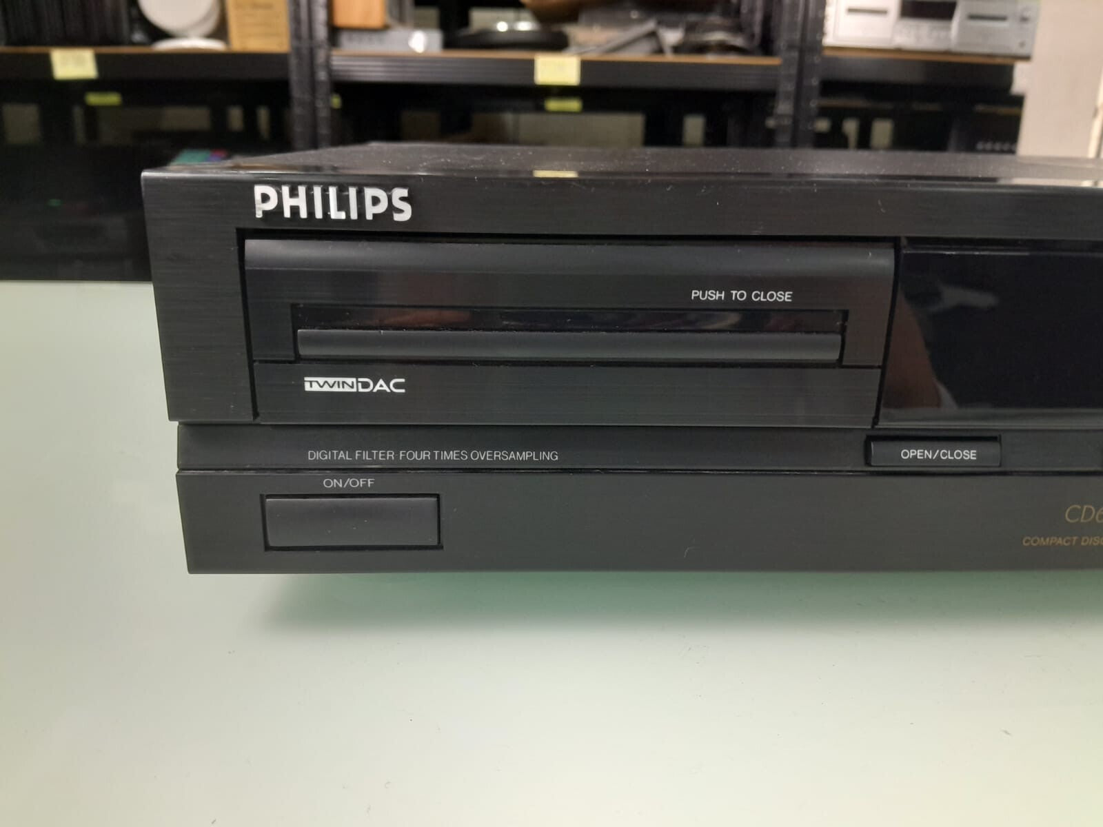 PHILIPS CD610 CD PLAYER