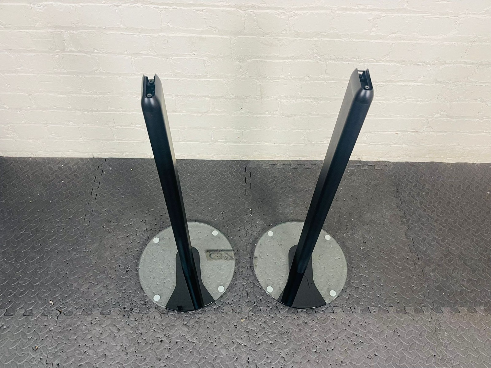 Q ACOUSTICS 7000ST SPEAKER FLOOR STANDS