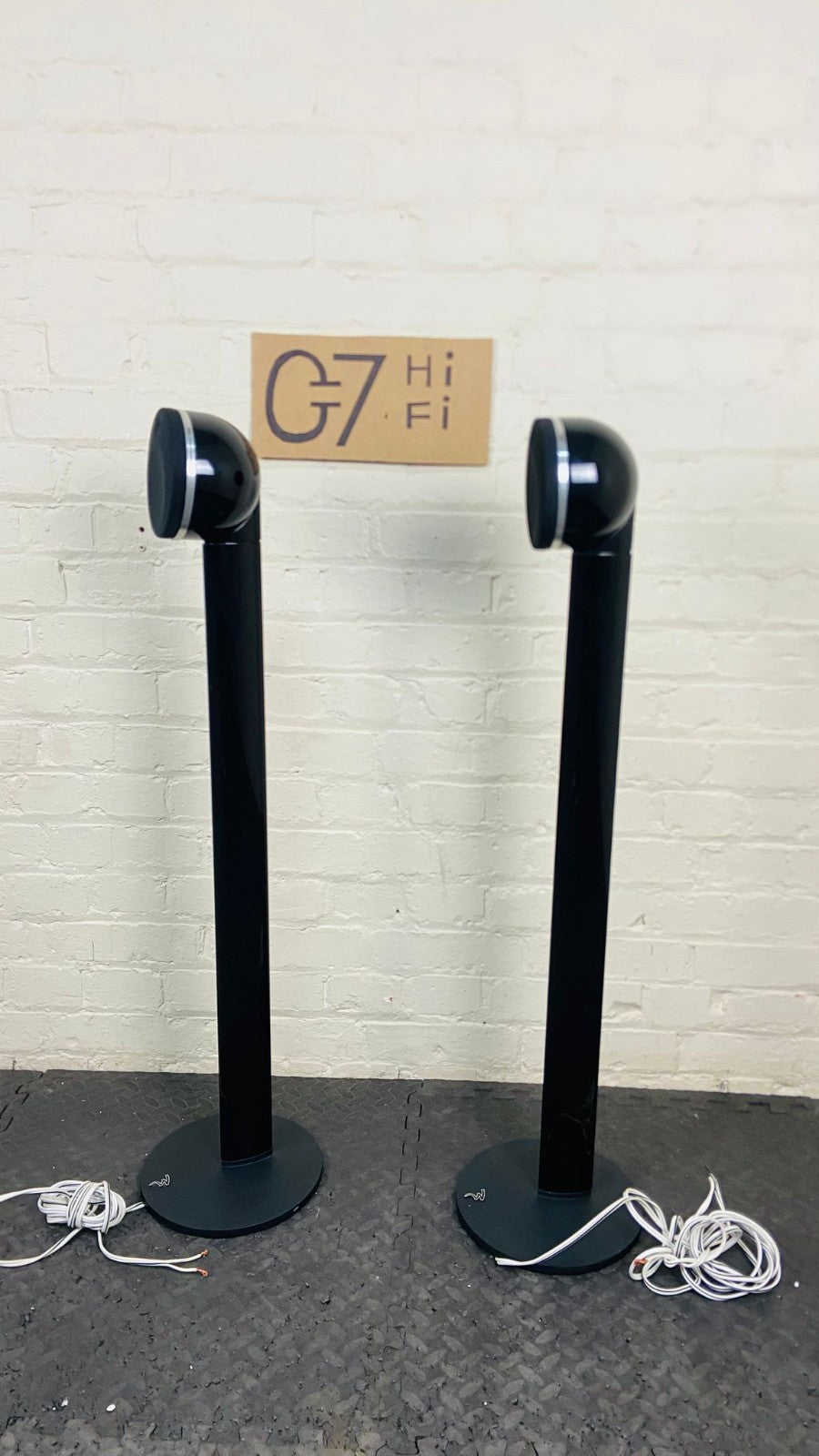 FOCAL DOME COMPACT SPEAKERS WITH FLOOR STANDS
