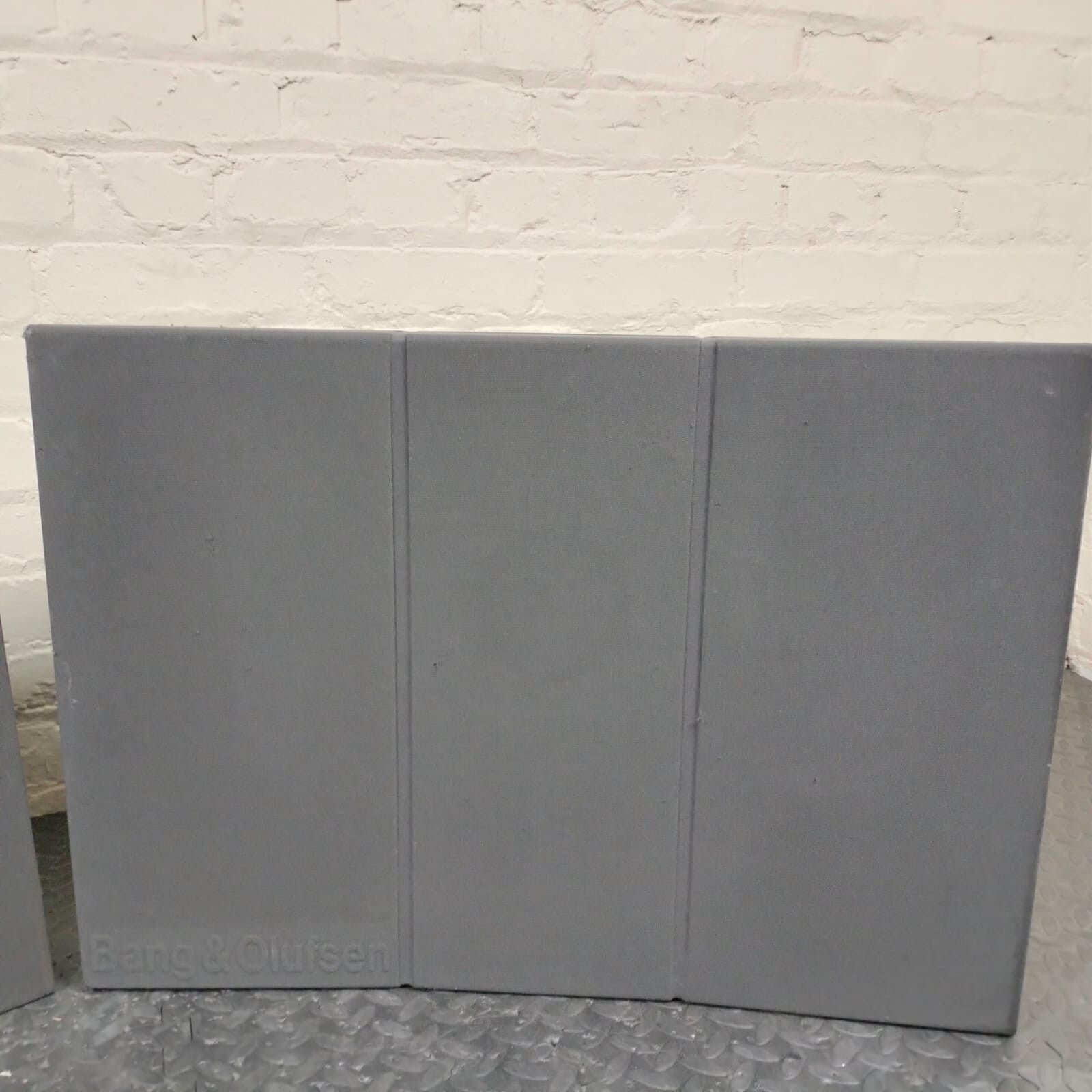 BANG & OLUFSEN B&O BEOVOX RL 140 SPEAKERS