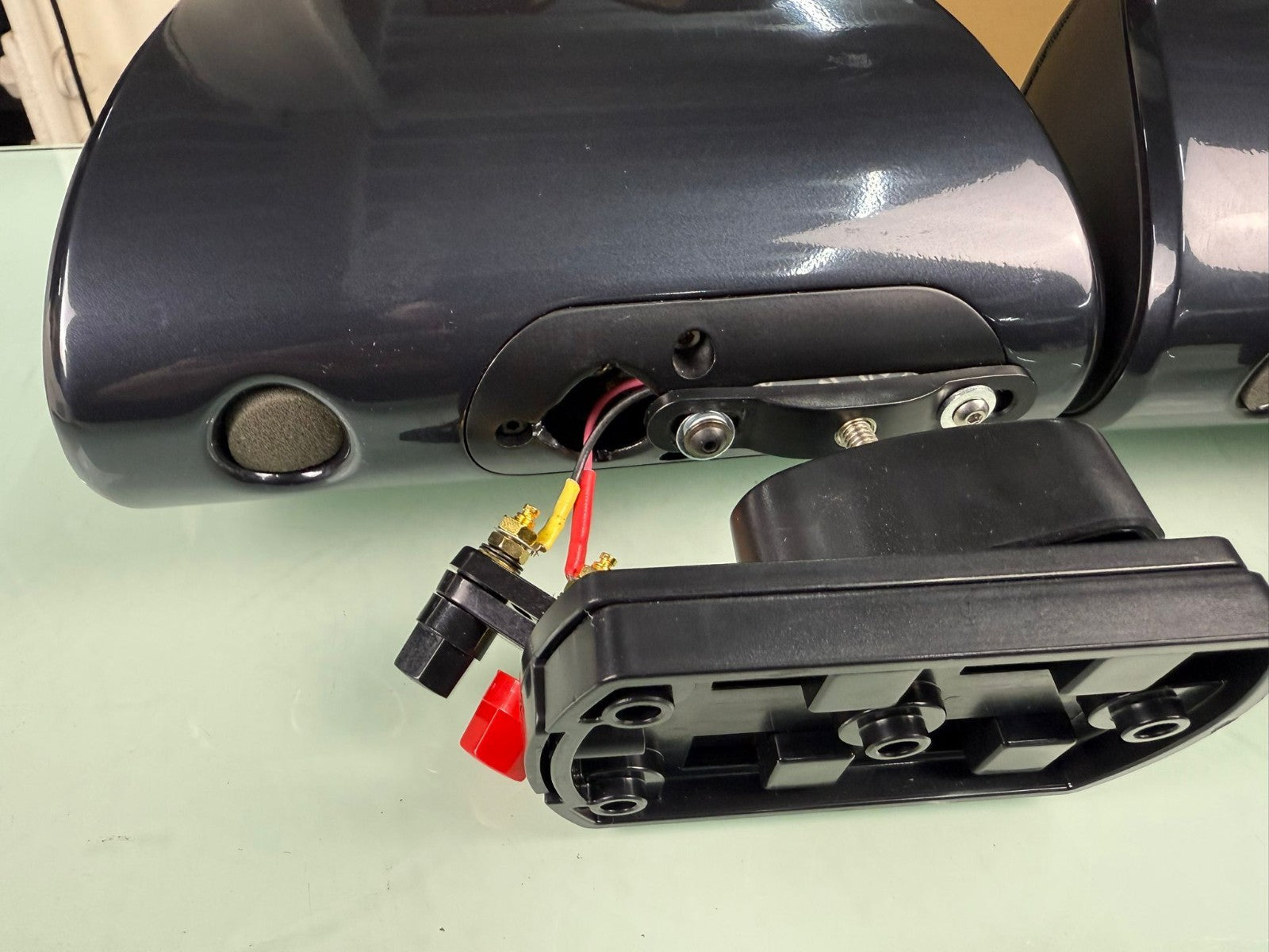 BOWERS & WILKINS B&W M 1 SPEAKERS WITH WALL BRACKETS