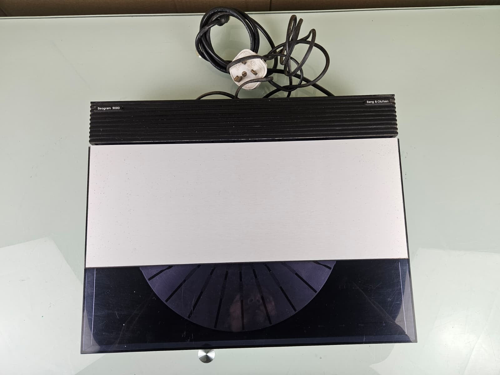 B&O BANG & OLUFSEN BEOGRAM 9000 TURNTABLE