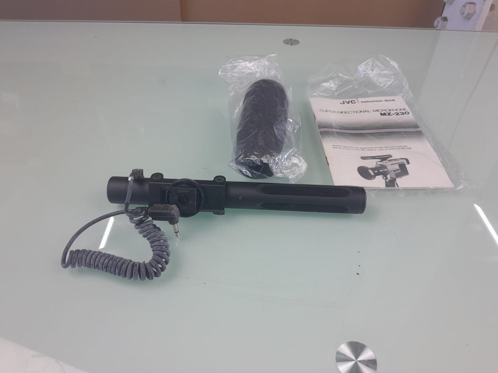 JVC MZ 230 SUPER-DIRECTIONAL MICROPHONE