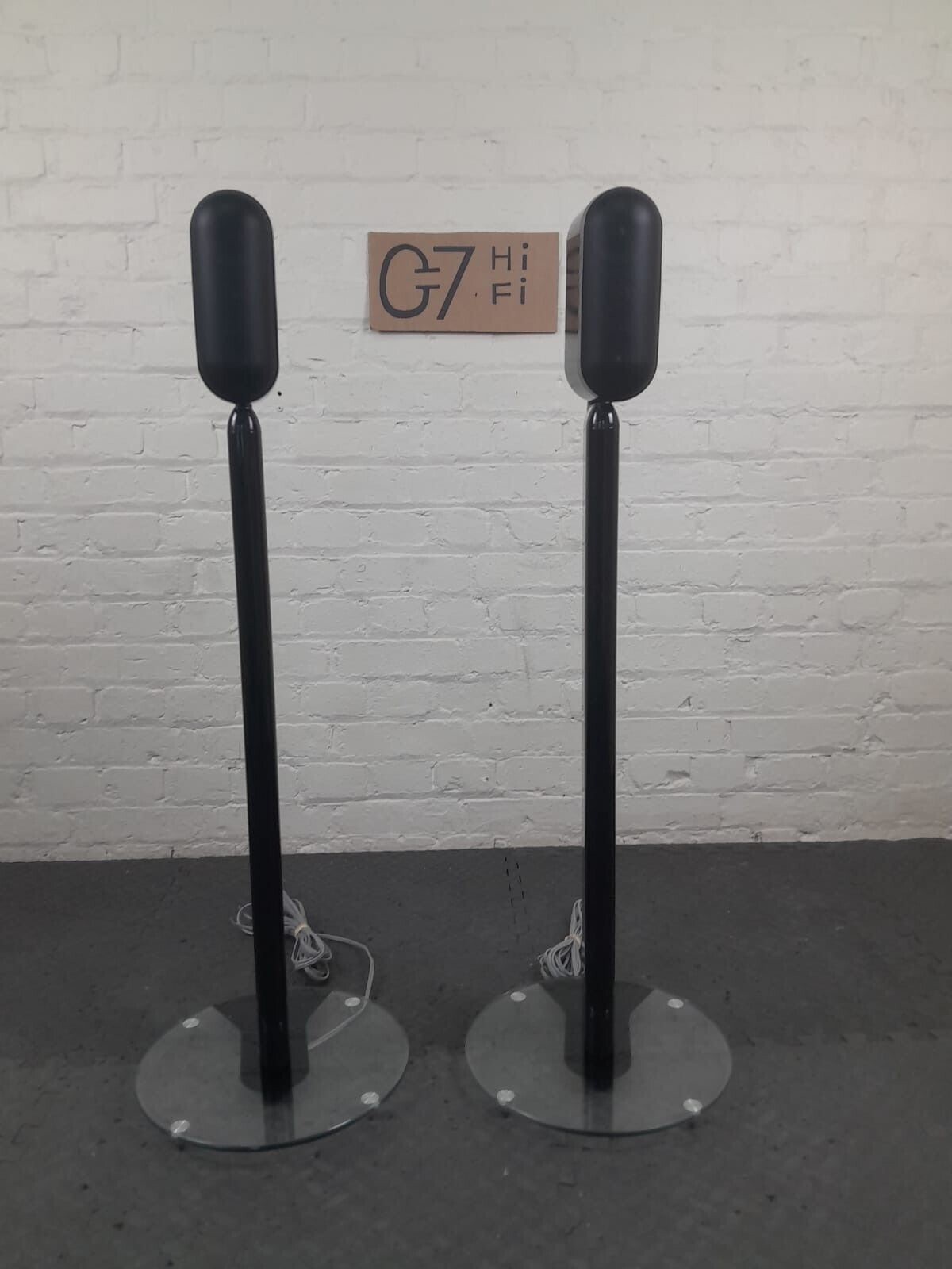 Q ACOUSTIC 7000LRI SPEAKERS WITH 7000ST FLOOR STANDS