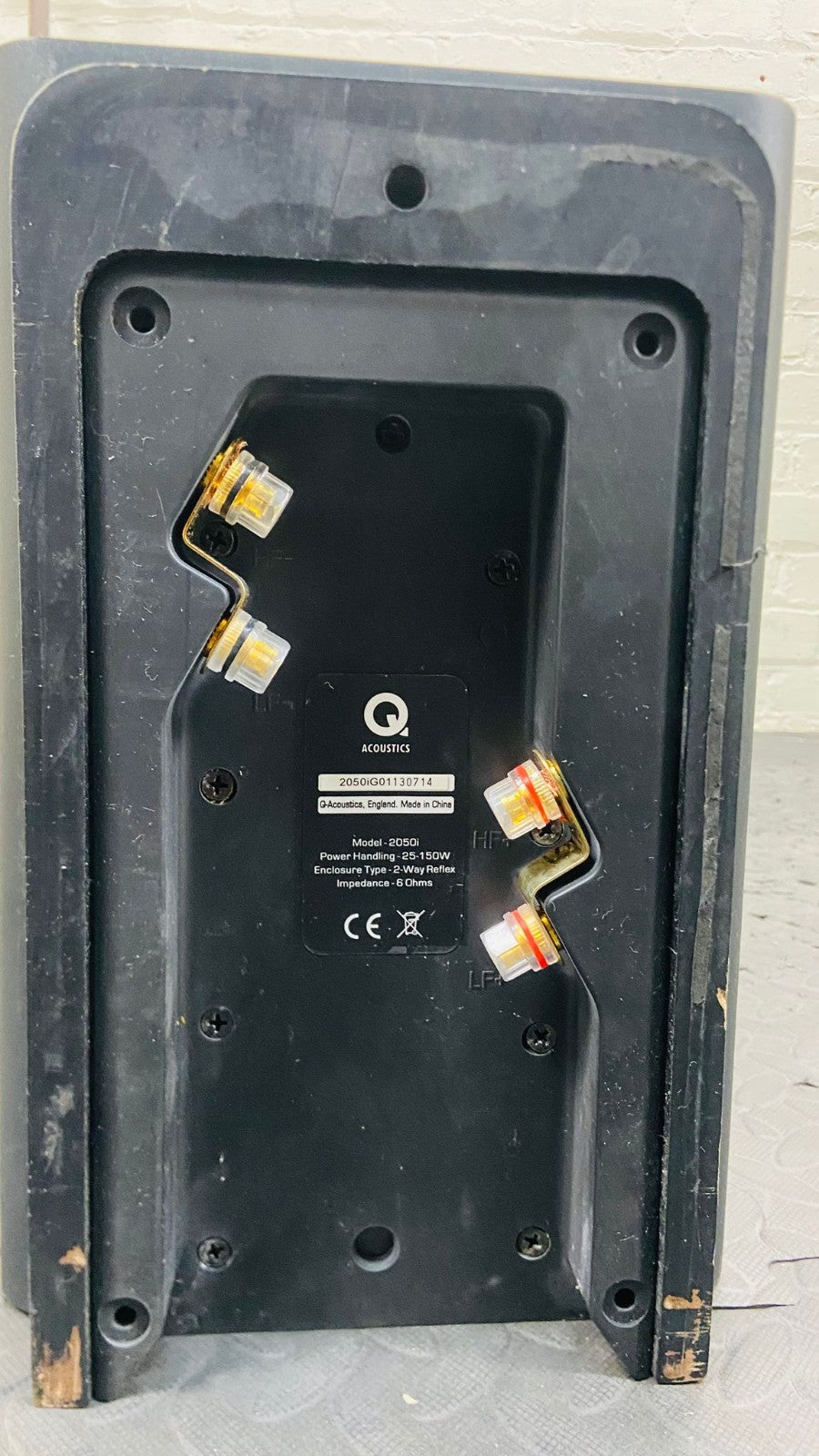 Q ACOUSTICS 2050i FLOOR STANDING SPEAKERS