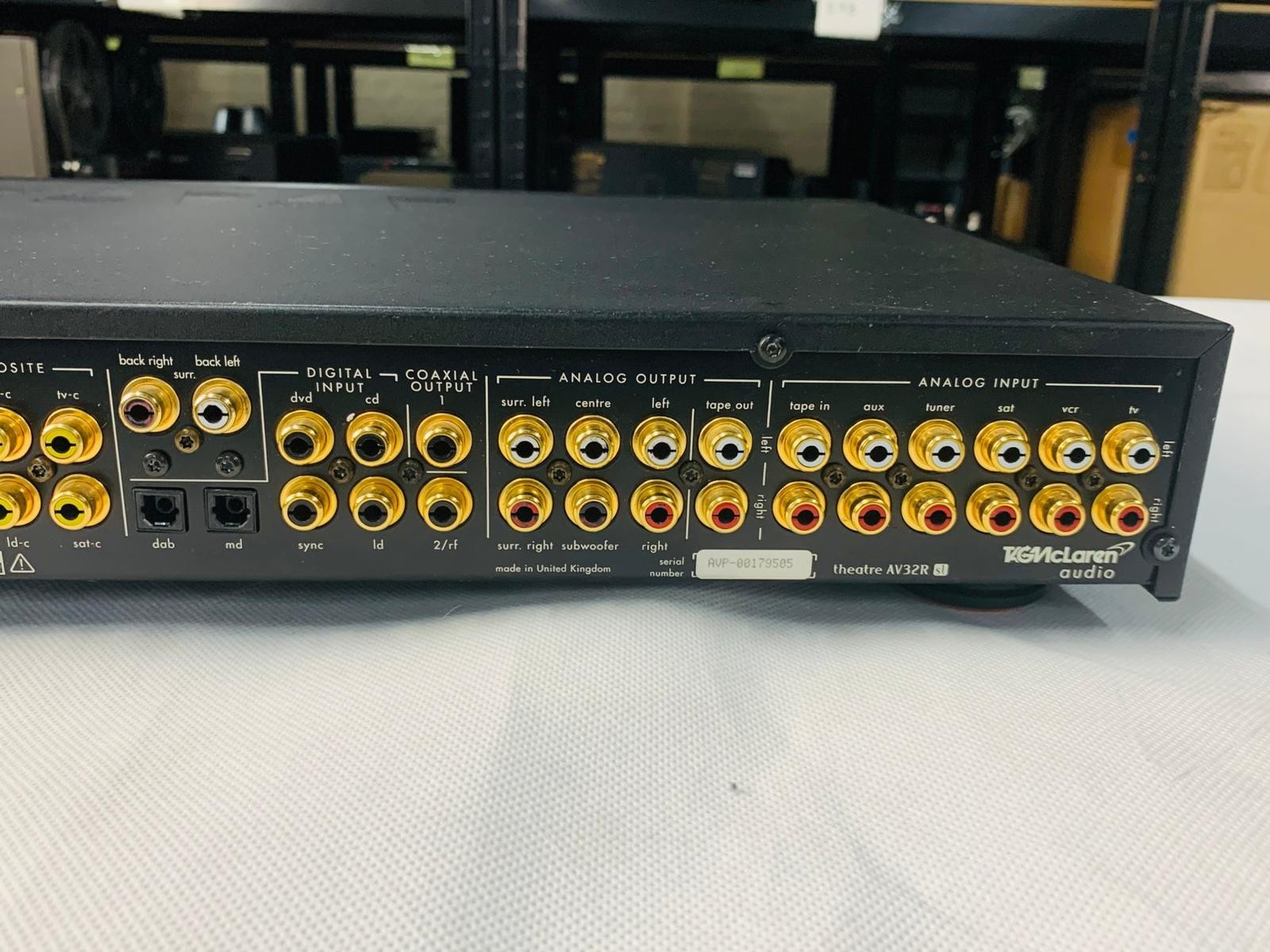 TAG MCLAREN AVANTGRADE THEATRE AV32R SL PRE AMPLIFIER
