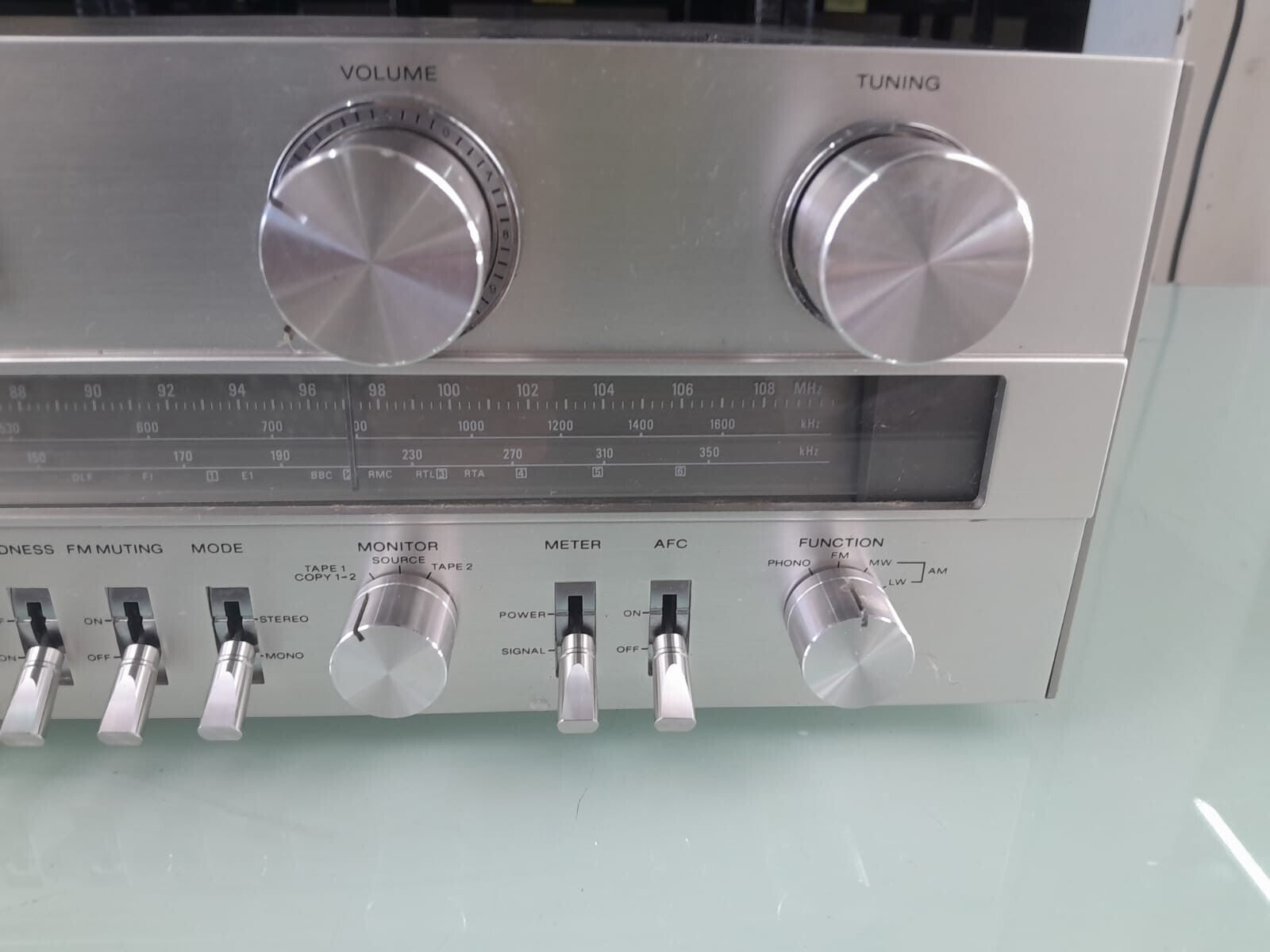 SONY STR V4L FM STEREO / FM-AM RECEIVER