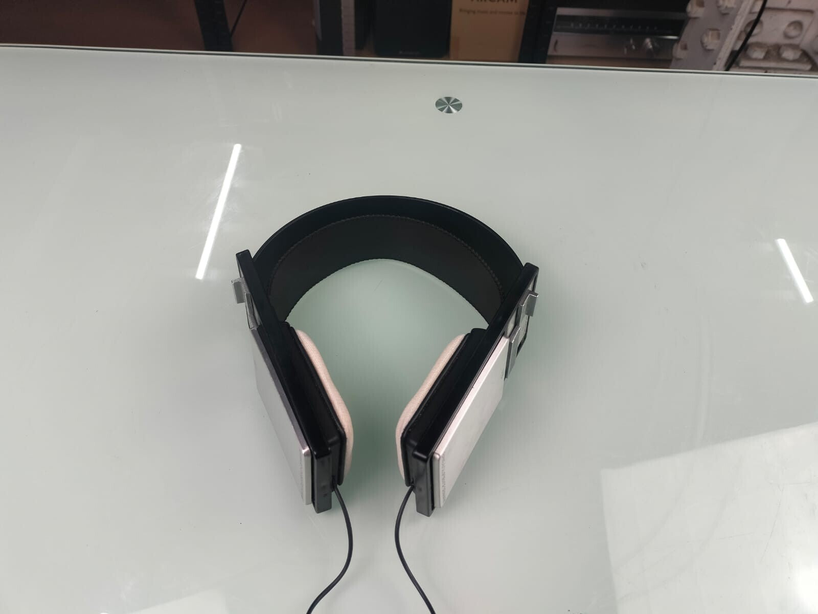 BANG & OLUFSEN B&O U70 STEREO HEADPHONES