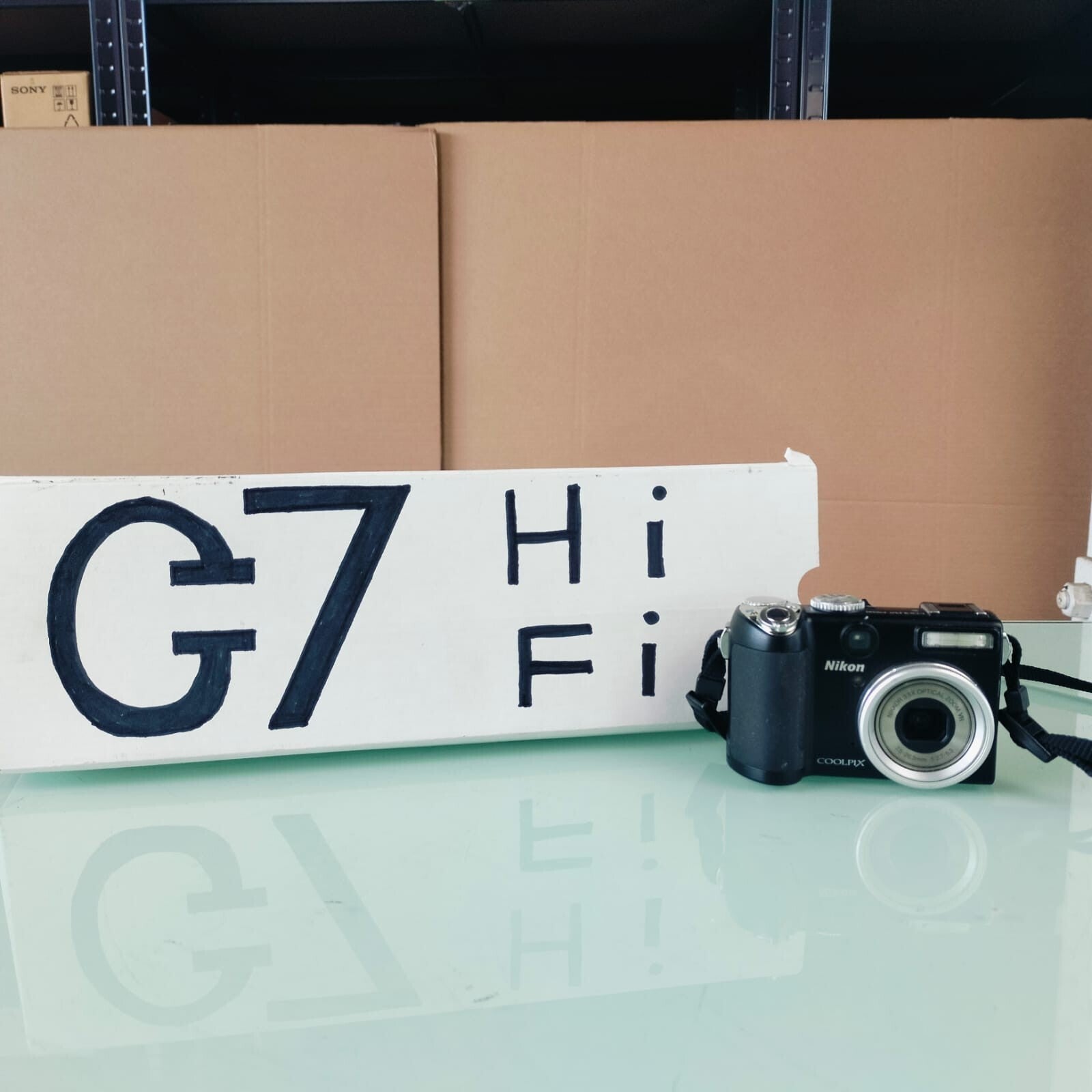 NIKON COOLPIX P5000 10MP DIGITAL CAMERA NIKKOR 3.5X OPTICAL ZOOM 7.5-26.3MM LENS