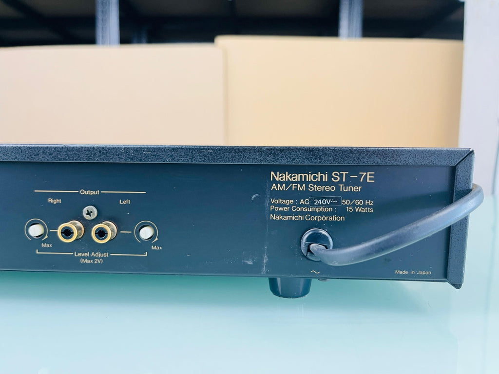 NAKAMICHI ST 7E AM/FM STEREO TUNER