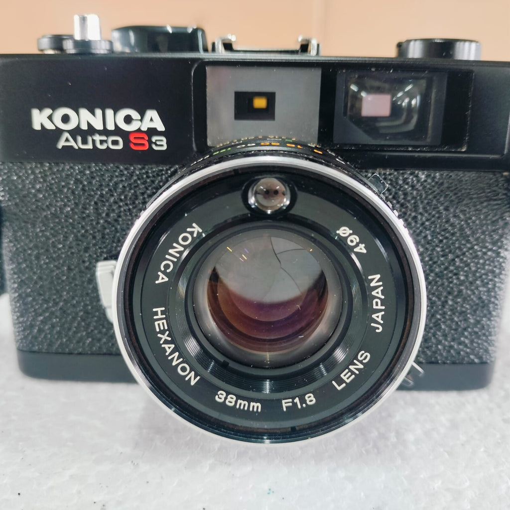 KONICA AUTO S3 sRANGEFINDER CAMERA WITH HEXANON 38MM F1.8 LENS & X-14 FLASH