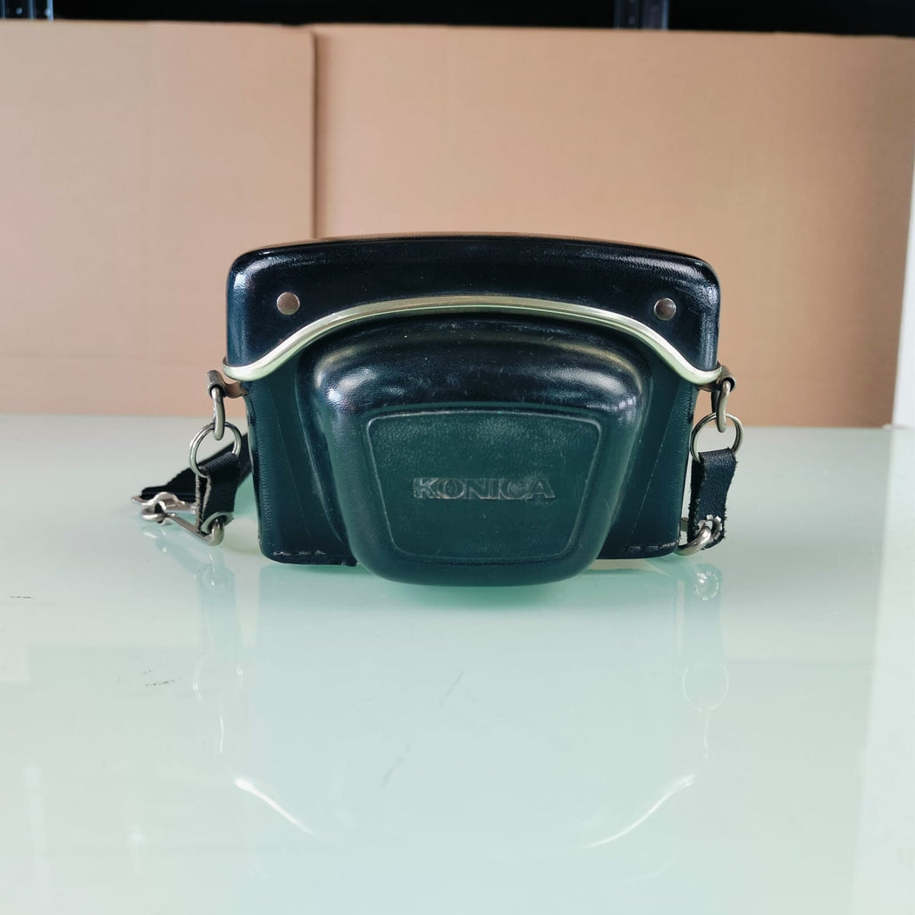 KONICA C35 RANGEFINDER CAMERA HEXANON F=38MM 1:2.8 LENS