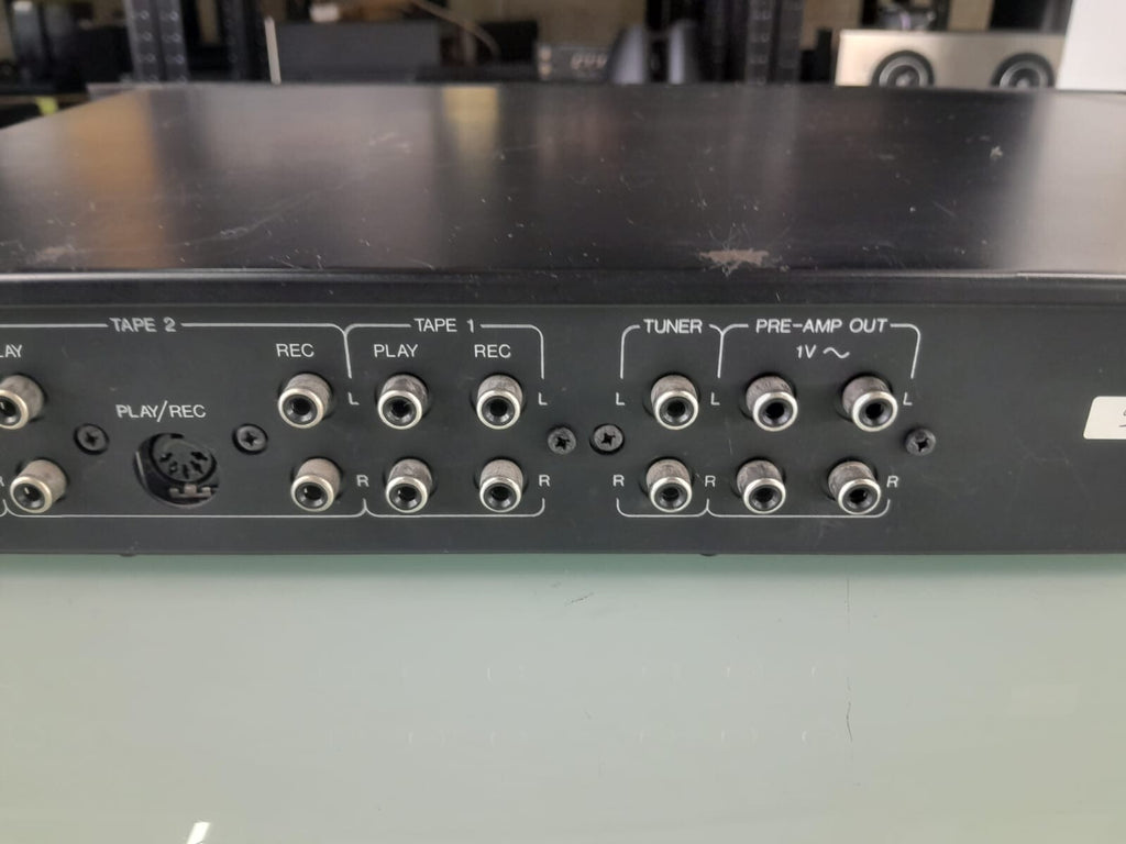 PHILIPS BLACK TULIP 270 STEREO PRE AMPLIFIER