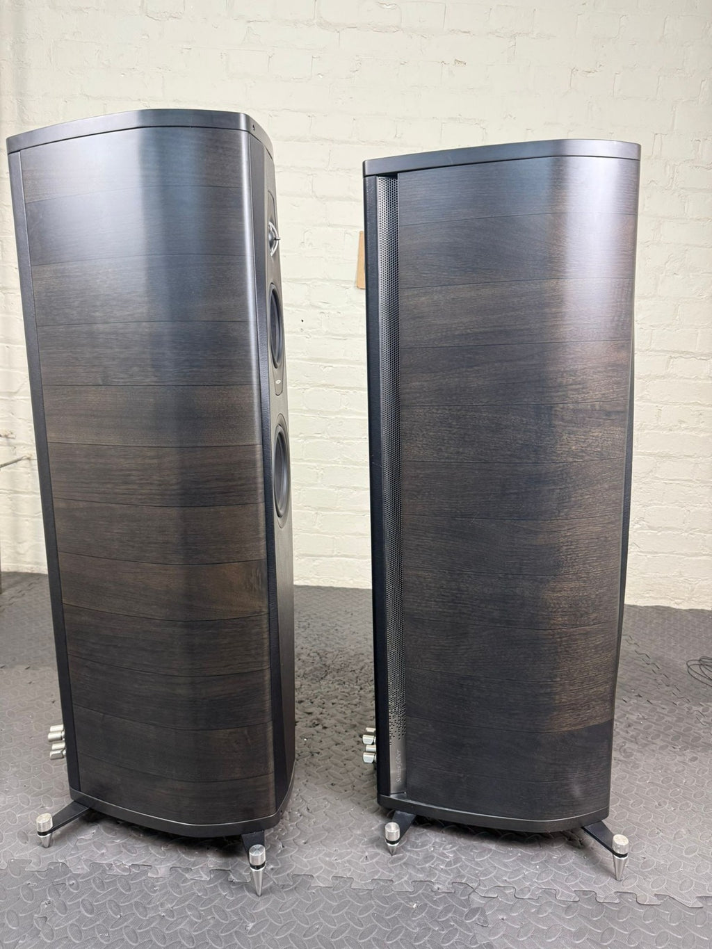 SONUS FABER OLYMPICA II FLOOR STANDING SPEAKERS