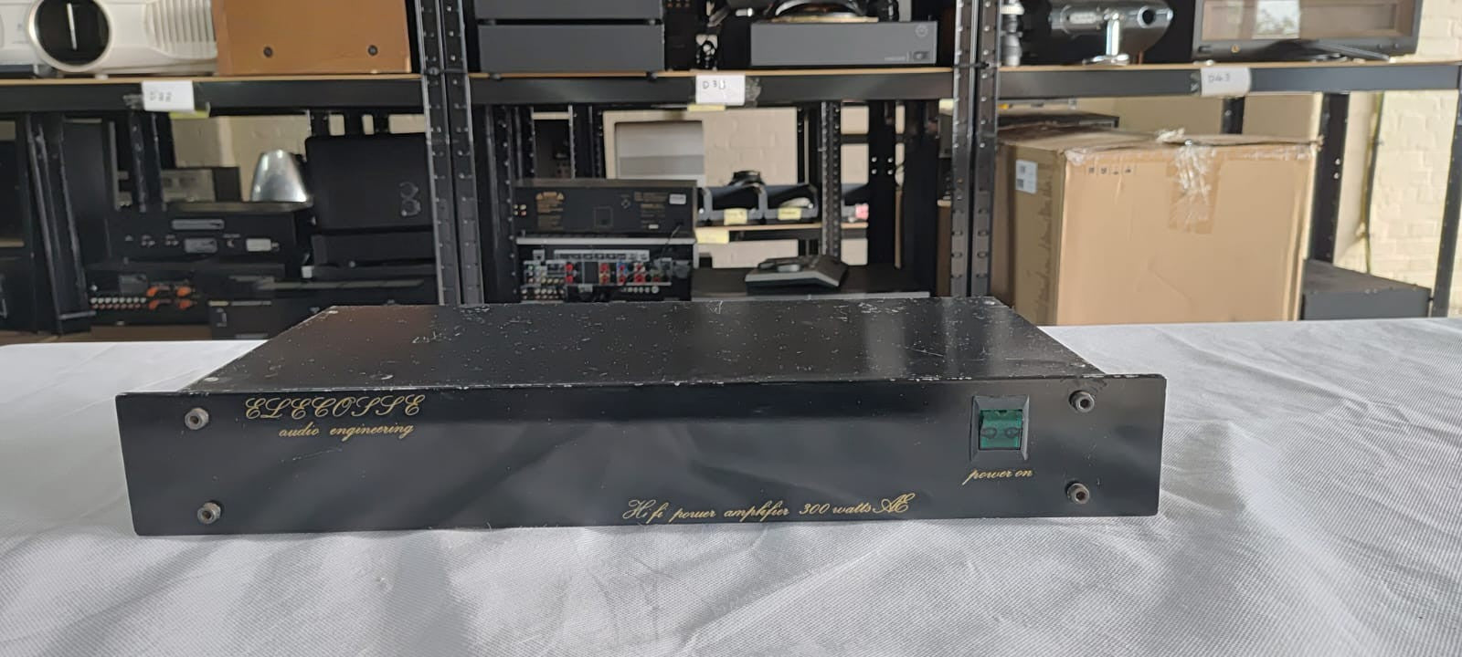 ELECOSSE AUDIO ENGINEERING POWER AMPLIFIER