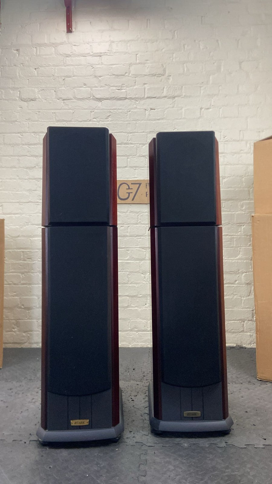 RUARK SOLSTICE FLOOR STANDING SPEAKERS