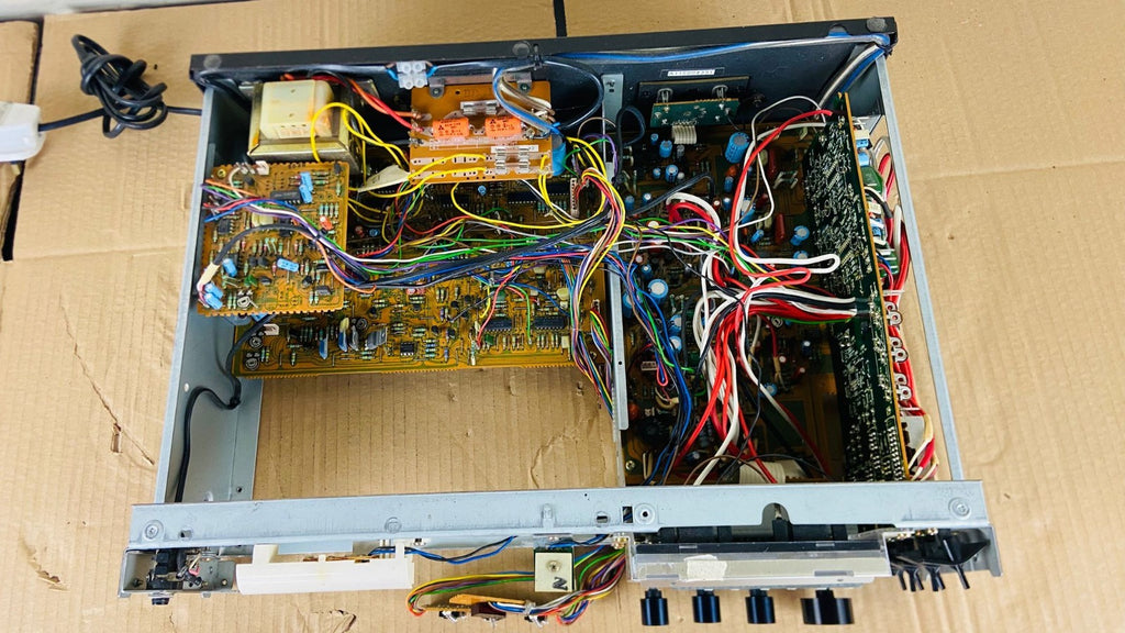 NAKAMICHI 670ZX DISCRETE HEAD CASSETTE DECK