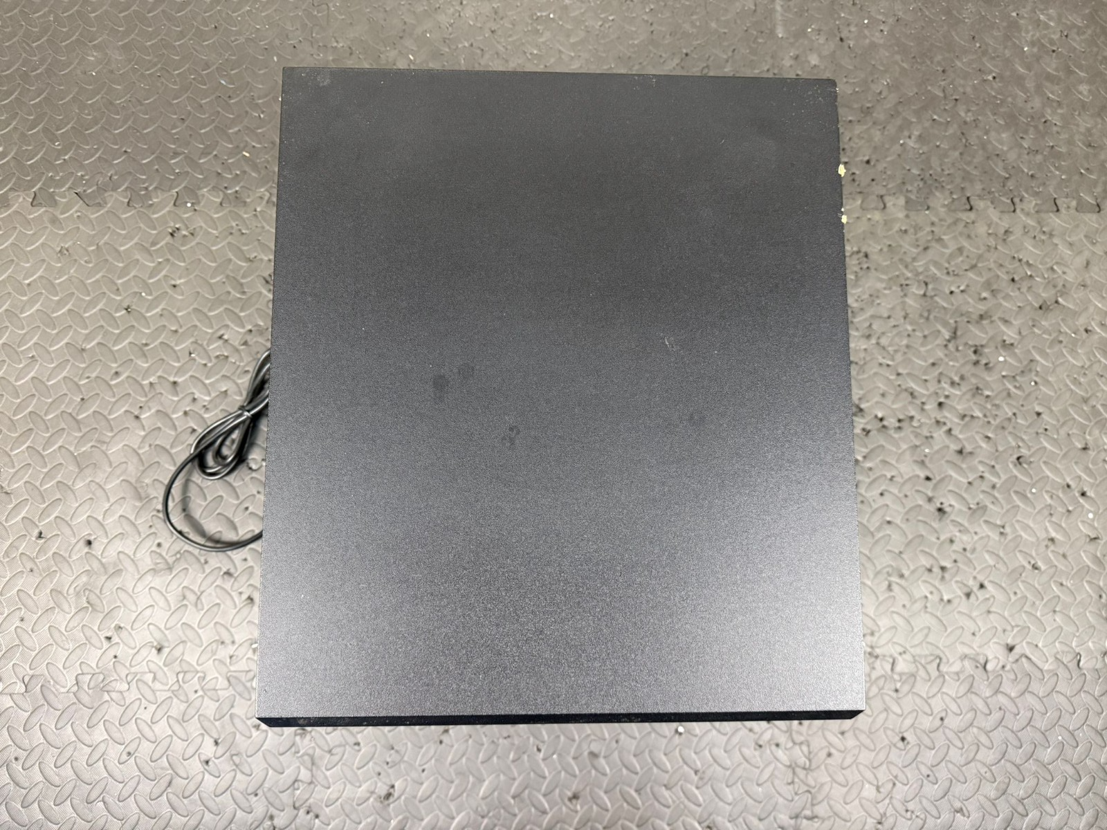Miller Kreisel  M&K SOUND V1250THX SUBWOOFER